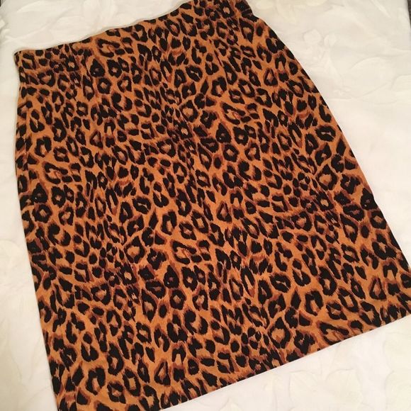 Vintage Dresses & Skirts - Vintage Animal Print Skirt